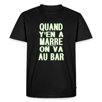 when y'en sick you go to the red bar - Men's Premium Organic T-Shirt - black - Front - Nico (187cm)