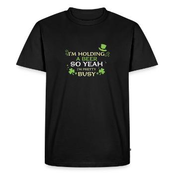 Je tiens une bière alors oui je suis p... - T-shirt Premium bio Homme - noir - Devant - Nico (187cm)