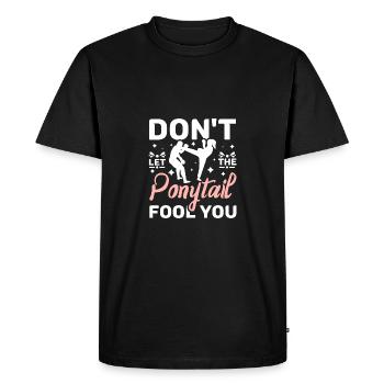 Ne vous laissez pas tromper par la queue de cheval - T-shirt Premium bio Homme - noir - Devant - Nico (187cm)