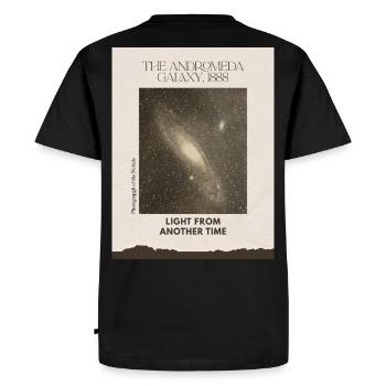 Andromeda Galaxy Vintage - T-shirt Premium bio Homme - noir - Dos - Nico (187cm)
