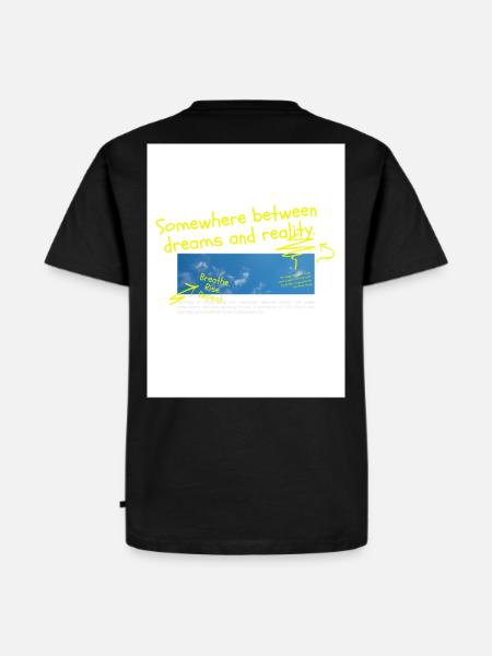 Between dream and reality - Men's Premium Organic T-Shirt - black