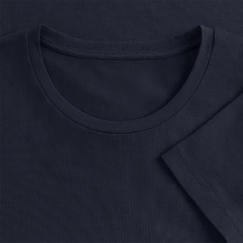 Sarkazzy Szkielet Hacker w streetwearowym swetrze