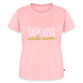 Parlez Lesszzz, souriez plus - T-shirt Premium bio Femme - rose - Devant - AI Model Female 172 dark (172cm)