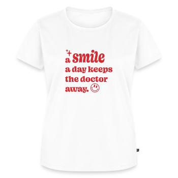 Un sourire par jour éloigne le médecin - T-shirt Premium bio Femme - blanc - Devant - AI Model Female 172 dark (172cm)