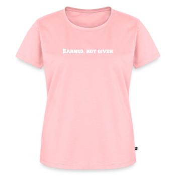 Condition physique - Gagnée, non donnée - T-shirt Premium bio Femme - rose - Devant - AI Model Female 172 dark (172cm)