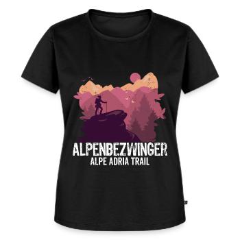 Alpenüberquerung Alpe Adria Trail Alpenbezwinger - Frauen Premium Bio T-Shirt - Schwarz - Vorne - Selfina (174cm)