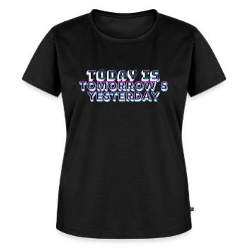 Heute ist das Gestern von Morgen – Lebe im Moment! - Frauen Premium Bio T-Shirt - Schwarz - Vorne - Selfina (174cm)