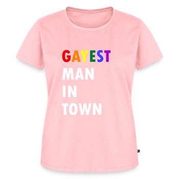 Gayest Man In Town LGBTQ Rainbow - Frauen Premium Bio T-Shirt - Rosa - Vorne - AI Model Female 172 dark (172cm)