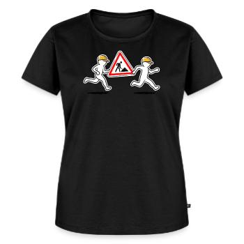 Zwei Bauarbeiter tragen ein Baustellenschild - Frauen Premium Bio T-Shirt - Schwarz - Vorne - Selfina (174cm)