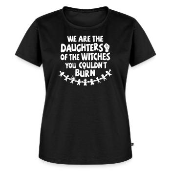 We are daughters of the witches you couldn't burn - Frauen Premium Bio T-Shirt - Schwarz - Vorne - Selfina (174cm)