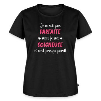 Parfaite Soigneuse - T-shirt Premium bio Femme - noir - Devant - Selfina (174cm)