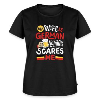 Meine Frau ist Deutsch – Nichts macht mir Angst! - Frauen Premium Bio T-Shirt - Schwarz - Vorne - Selfina (174cm)