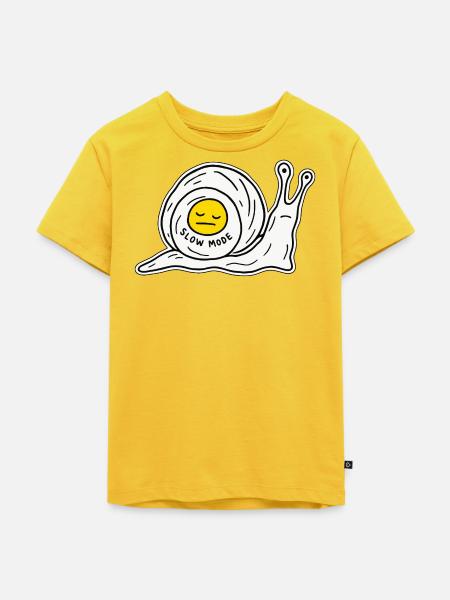 Schnecke im Slow Mode - Kinder Premium Bio T-Shirt - Sonnengelb