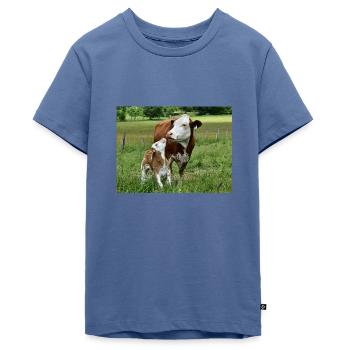 Ein Kälbchen und seine Mama - Teenager Premium Bio T-Shirt - Taubenblau - Vorne - AI Model Teenager Male light (155cm)