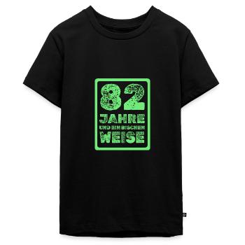 Alter 82 - Teenager Premium Bio T-Shirt - Schwarz - Vorne - AI Model Teenager Male light (155cm)