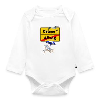 Ostsee-Ortsschild Alltag Ostsee - Urlaub - Baby Bio-Langarm-Body - Weiß - Vorne