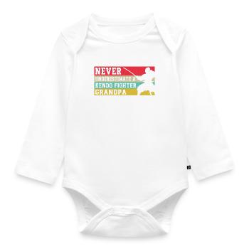 Never underestimate a Kendo Fighter grandpa Kendo - Organic Longsleeve Baby Bodysuit - white - Front