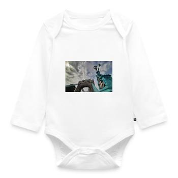 Tower bridge London with cloudy sky - Organic Longsleeve Baby Bodysuit - white - Front