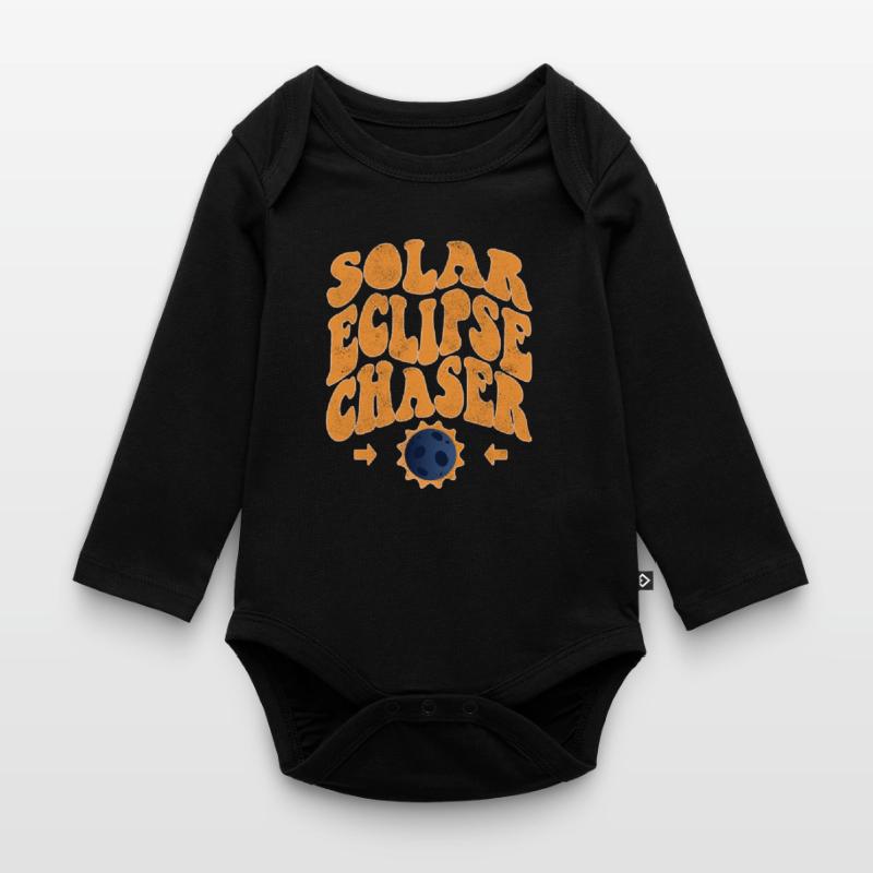 Solar eclipse chaser Organic Longsleeve Baby Bodysuit