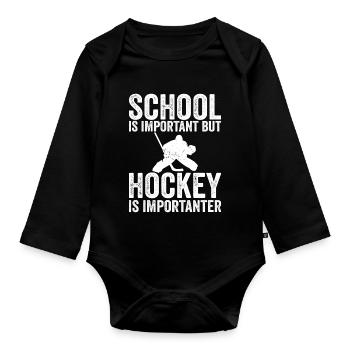 Schule ist wichtig, aber Eishockey ist noch wichtiger - Baby Bio-Langarm-Body - Schwarz - Vorne