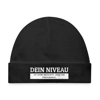 SARKASMUS - Keine Messlatte eher eine Stolperfalle - Baby Premium Organic Mütze - Schwarz - Vorne
