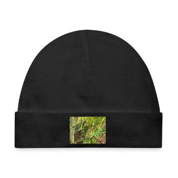 Waldstumpf mit Moos und Farnen - Baby Premium Organic Mütze - Schwarz - Vorne