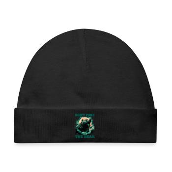 Wilder Bär im Vollmond – Outdoor & Natur Spruch - Baby Premium Organic Mütze - Schwarz - Vorne