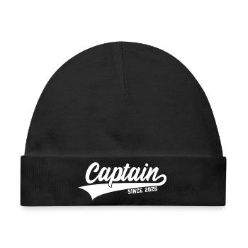 CAPTAIN SINCE 2026 KAPITÄN - Baby Premium Organic Mütze - Schwarz - Vorne