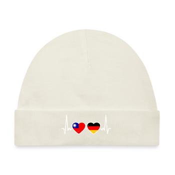 Taiwan Deutschland Herzschlag Flagge - Baby Premium Organic Mütze - Naturweiß - Vorne