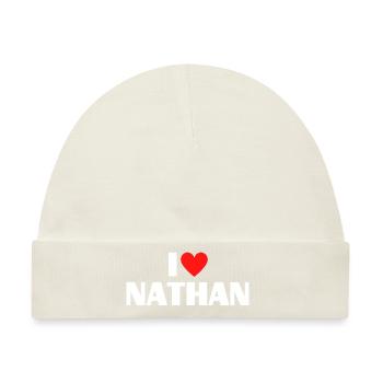I love Nathan Rotes Herz Liebe Fan Geschenk - Baby Premium Organic Mütze - Naturweiß - Vorne