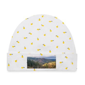 Herbstliche Waldlandschaft mit Sonnenlicht - Baby Premium Organic Mütze - Weiß/Zitronengelb - Vorne