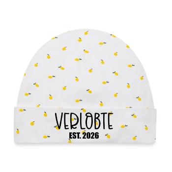 Verlobung Verlobte 2026 - Baby Premium Organic Mütze - Weiß/Zitronengelb - Vorne