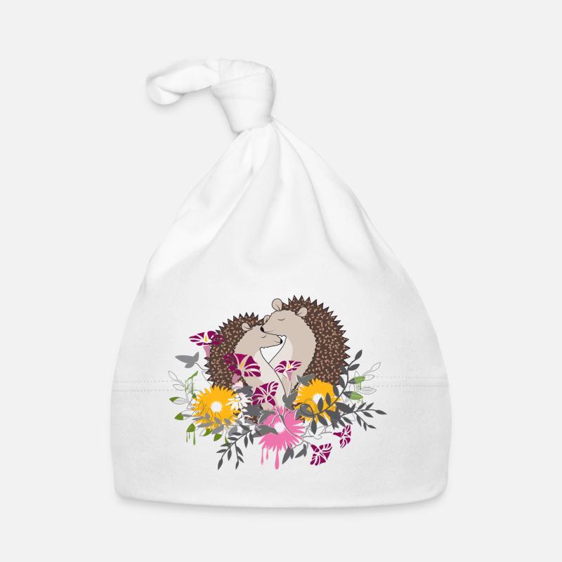 Zwei kleine Igel sitzen gemeinsam im Blumenbeet Baby Bio-Mütze