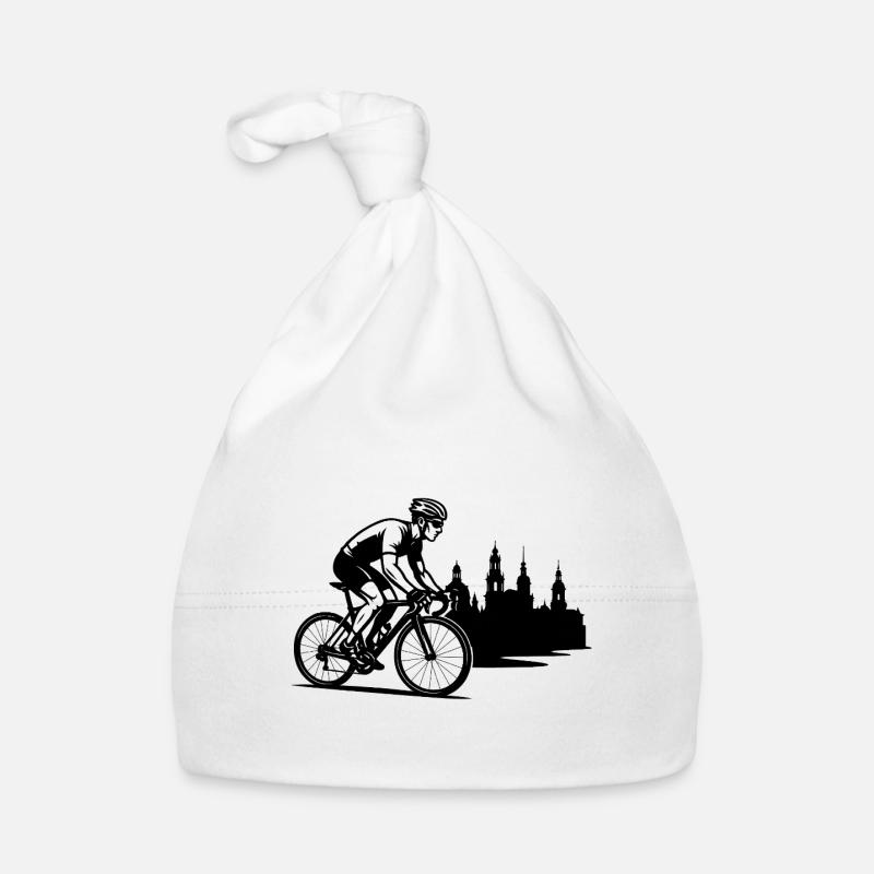 Des cyclistes en course devant la silhouette de Dresde Bonnet bio Bébé