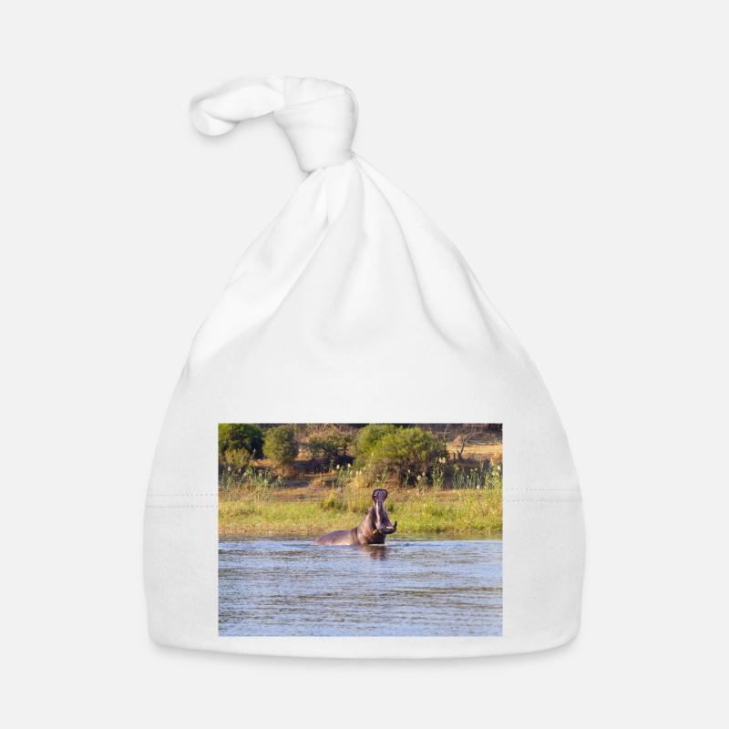 Landschaft am Fluss Cubango mit Nilpferden Baby Bio-Mütze