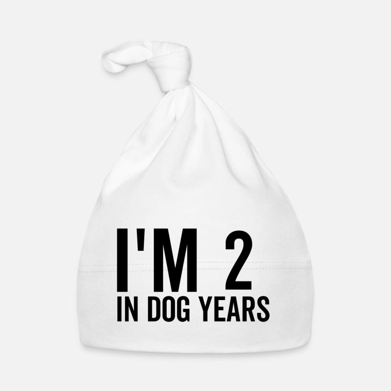 Ich bin 2 in Hundejahren Baby Bio-Mütze