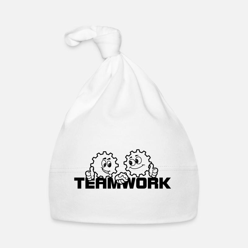 Travail d’équipe 3 Bonnet bio Bébé