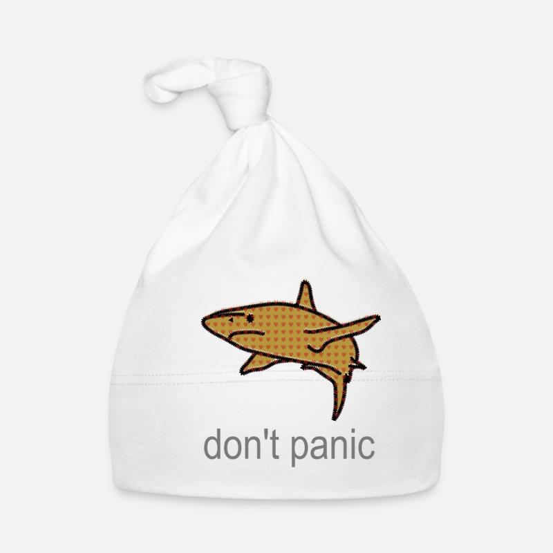 Motif de courage de requin rempli de cœur Bonnet bio Bébé
