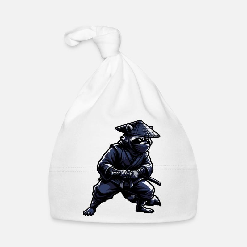 Ninja Waschbär mit Katana - Baby Bio-Mütze - Weiß