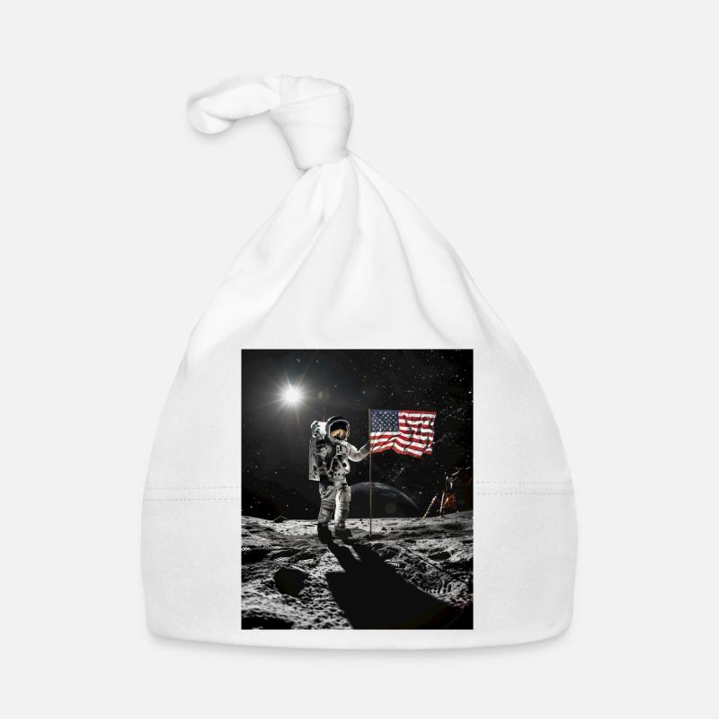 Astronaut on moon Organic Baby Cap