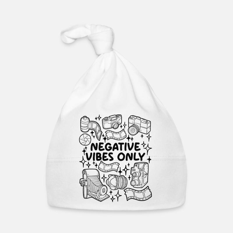 Negative Vibes Only – Analogfotografie Baby Bio-Mütze
