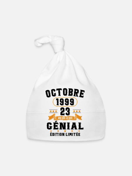 23 Ans Anniversaire Vintage Né(e) en Octobre 1999 - Bonnet bio Bébé - blanc - Devant