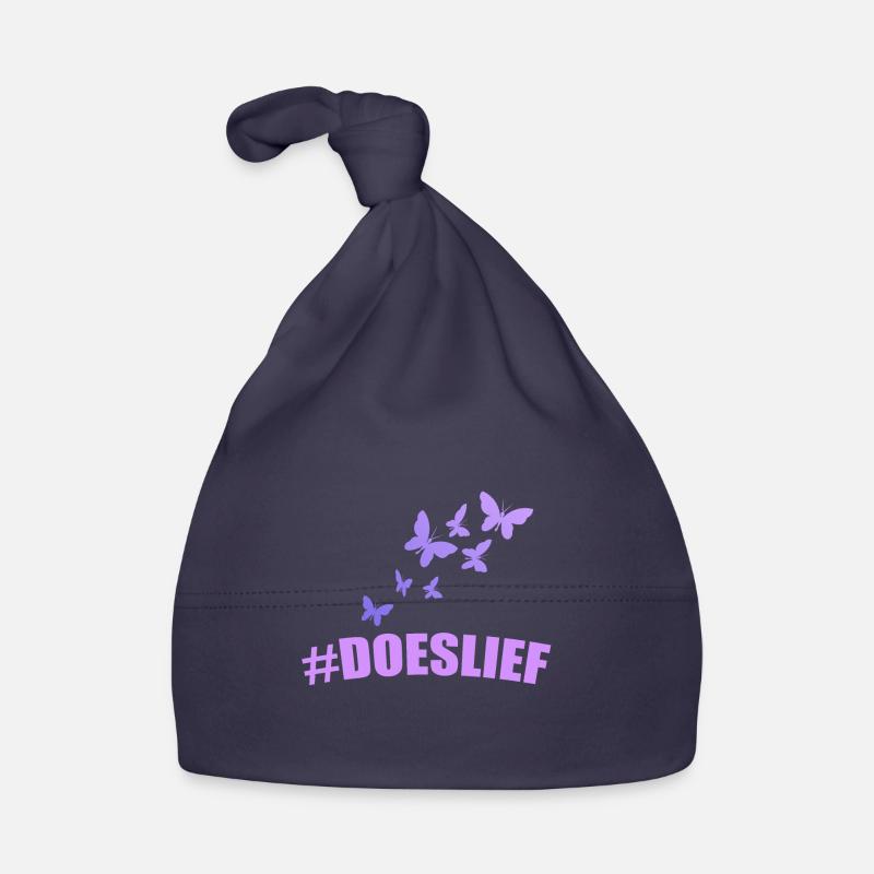 Les papillons doeslief volent dans la lumière pourpre Bonnet bio Bébé