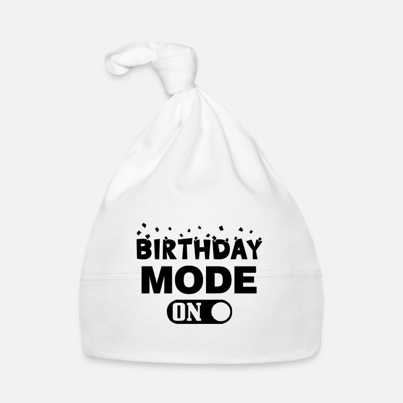 Birthday Mode on Geburtstag Modus an Baby Bio-Mütze