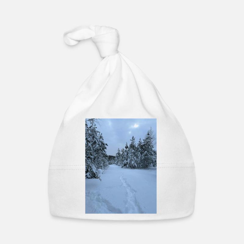 Winterwanderwege im Schneewald Baby Bio-Mütze