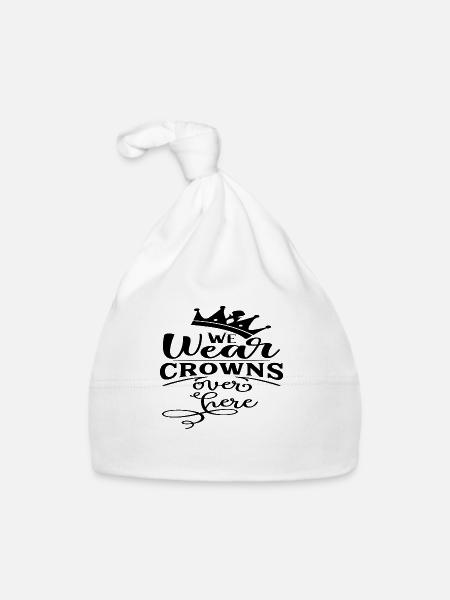 We wear Crowns over here - Baby Bio-Mütze - Weiß - Vorne