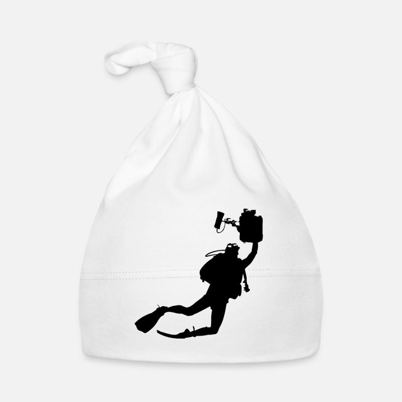 Diver with underwater camera Organic Baby Cap