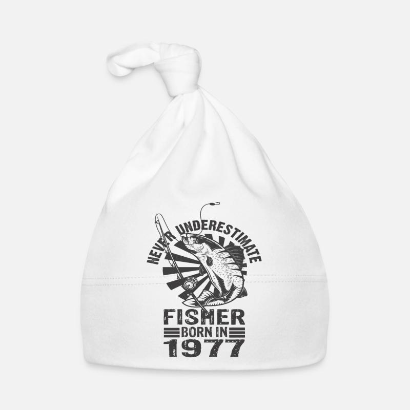 Never Underestimate Fisher Born In 1977 Baby Bio-Mütze