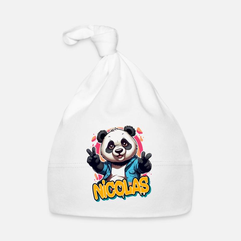 NICOLAS - Schöner Jungen Name mit coolem Panda Baby Bio-Mütze