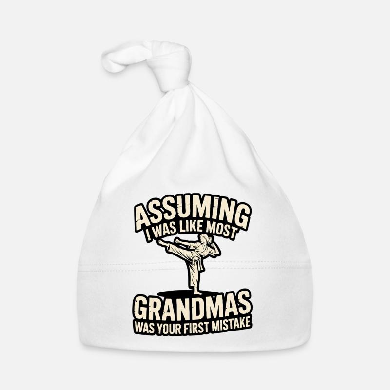 Kampfsport Oma Spruch Großmutter Karate Baby Bio-Mütze